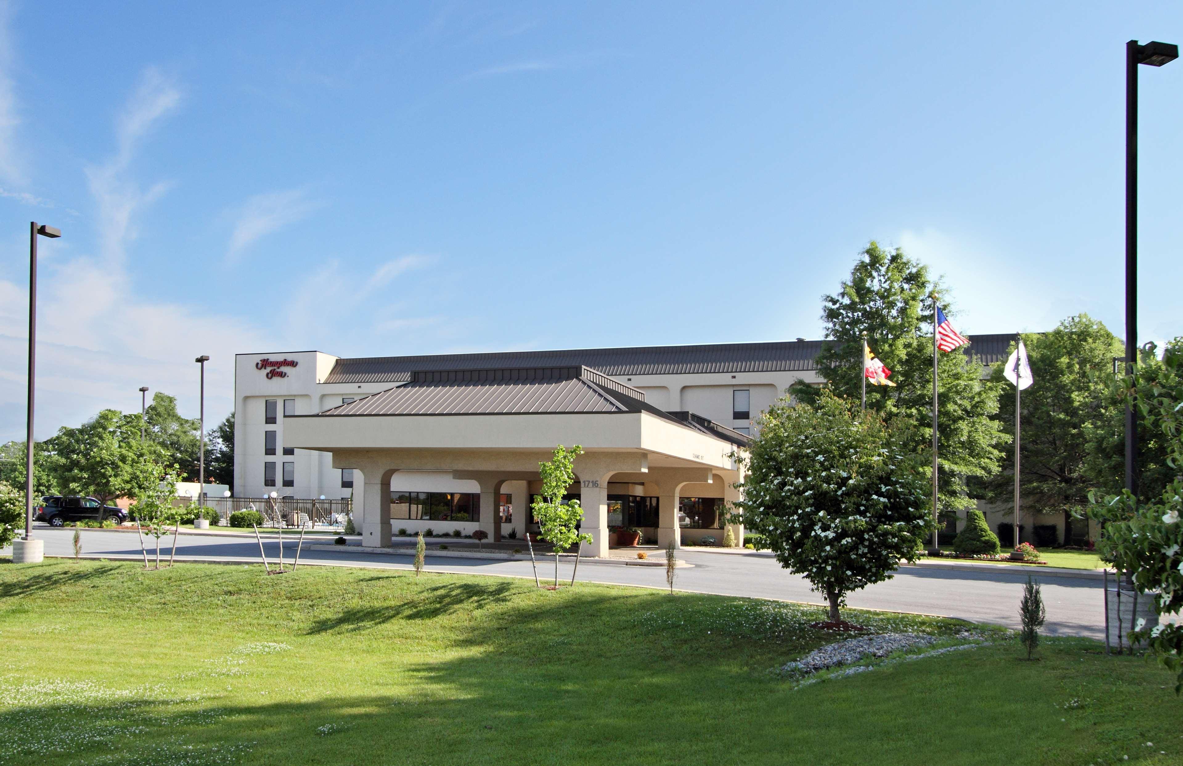 Hampton Inn Hagerstown Bagian luar foto