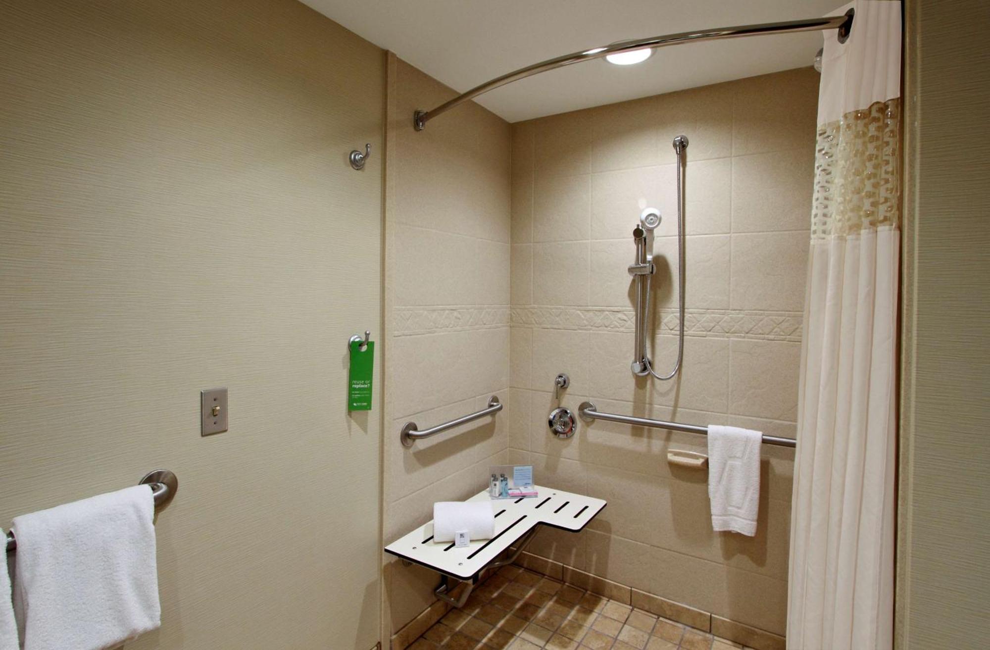 Hampton Inn Hagerstown Bagian luar foto