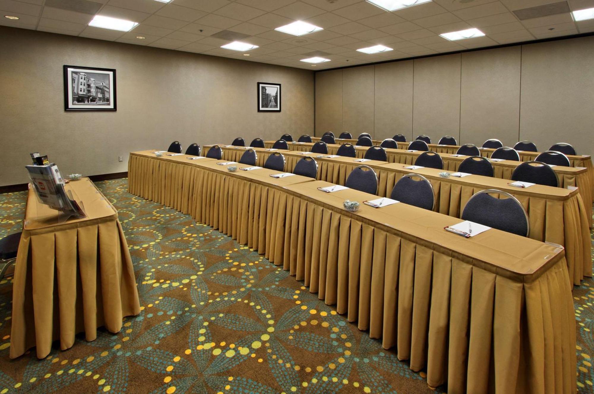Hampton Inn Hagerstown Bagian luar foto