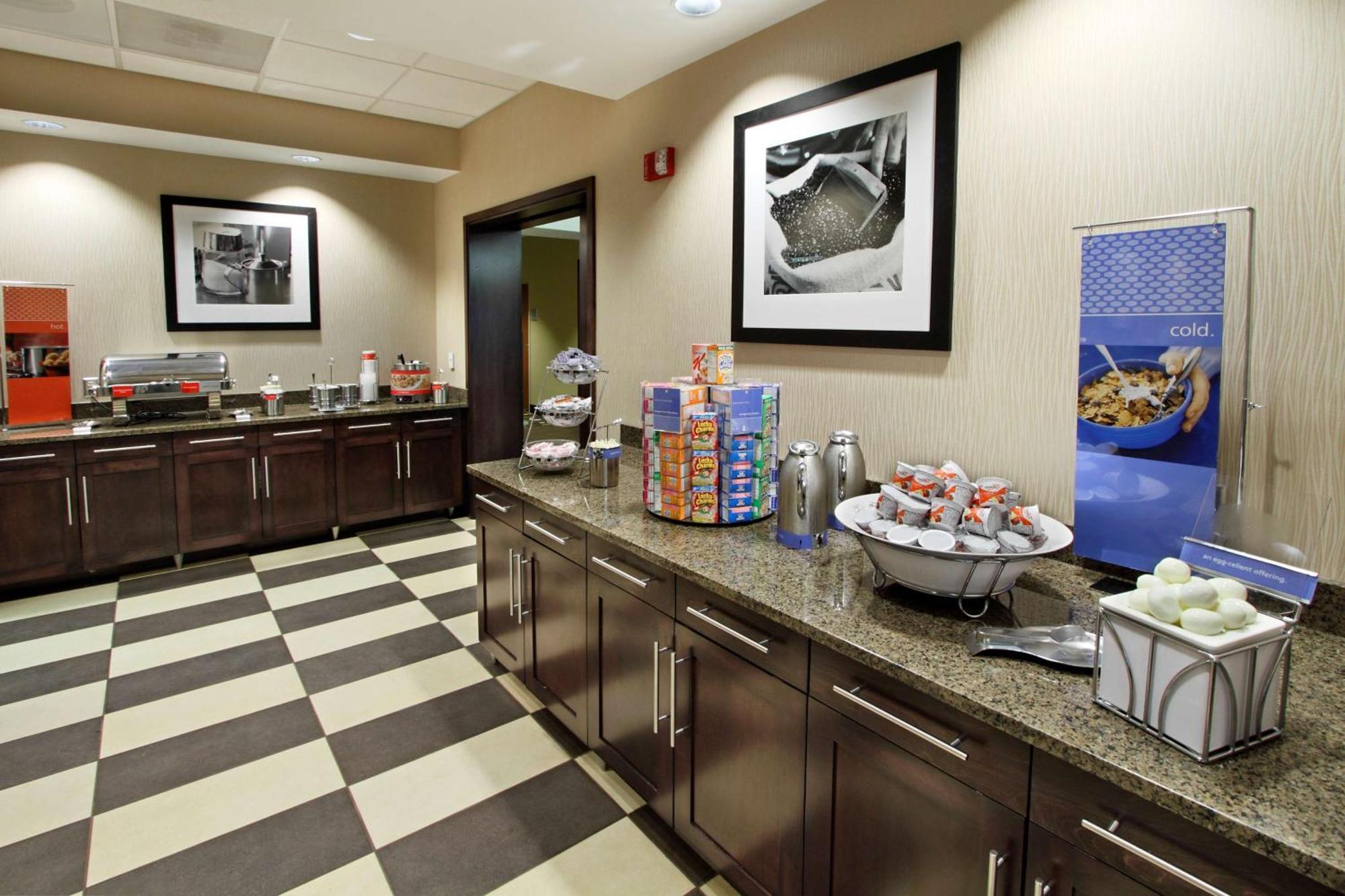 Hampton Inn Hagerstown Bagian luar foto