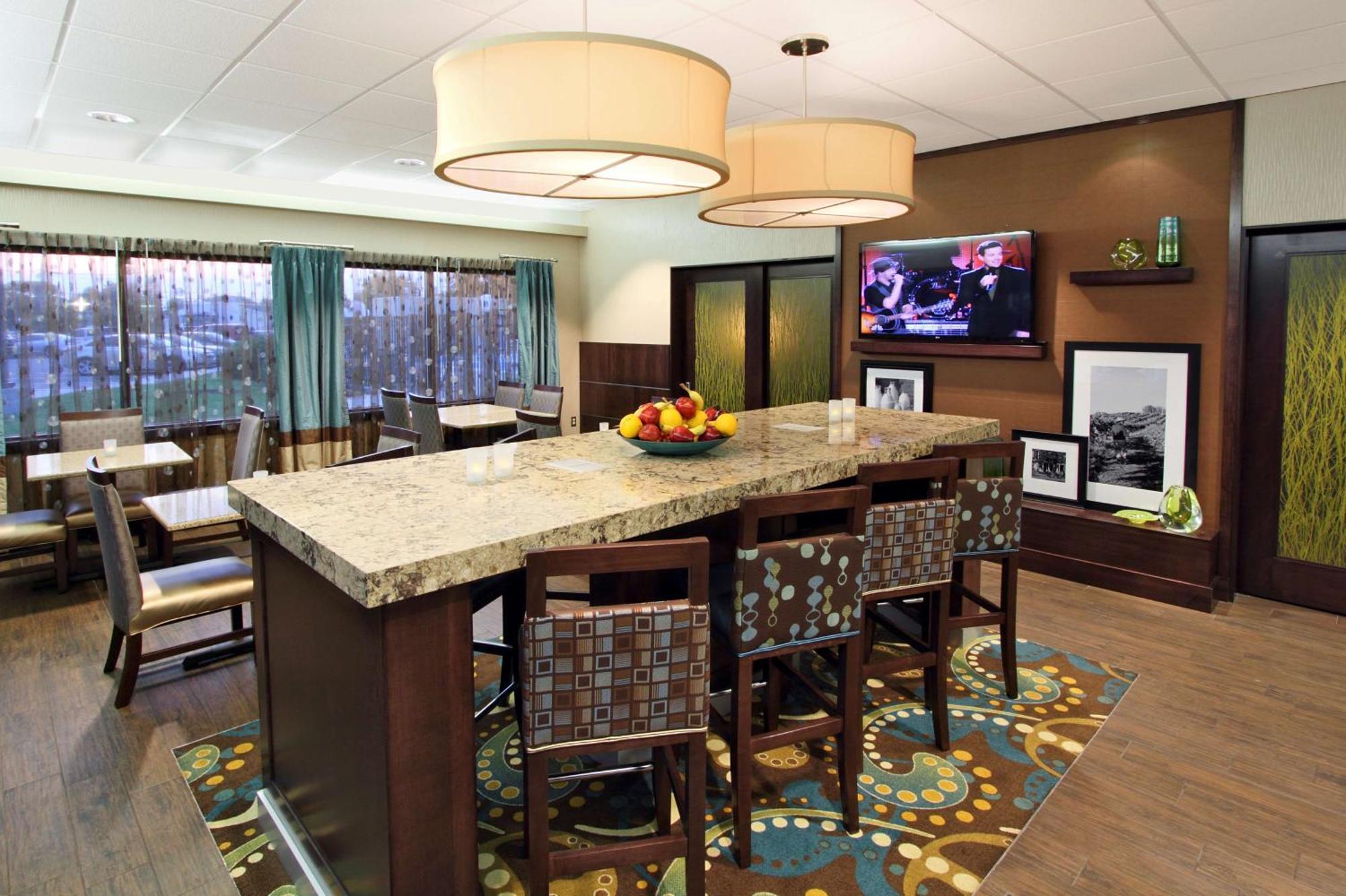 Hampton Inn Hagerstown Bagian luar foto